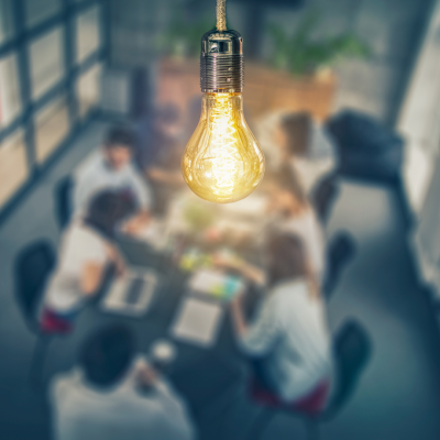 2023 – L'association s'entoure d’un conseil scientifique Le CA de Nightline décide de constituer une équipe d'expert·e·s réuni·e·s dans un conseil scientifique chargé de discuter, évaluer et formuler des recommandations sur ce qui relève de la ligne d’écoute, des projets de recherches et d’analyse d’impact, et des actions de prévention et de promotion de santé mentale.