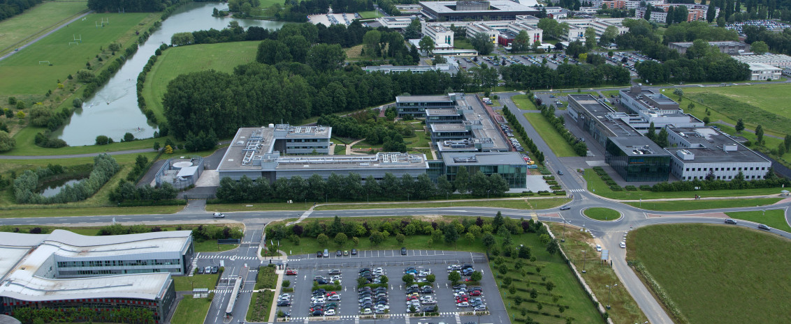 Photo of the Polytechnique school, member of Paris Saclay campus, Artur Alves